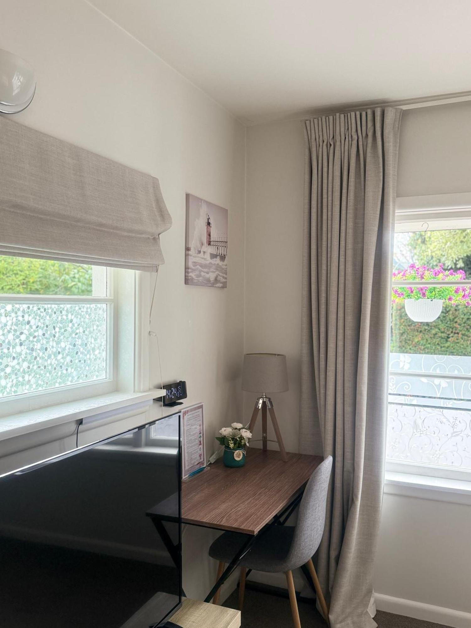 Cozy And Sunny Room Near City To Seapath Christchurch Buitenkant foto