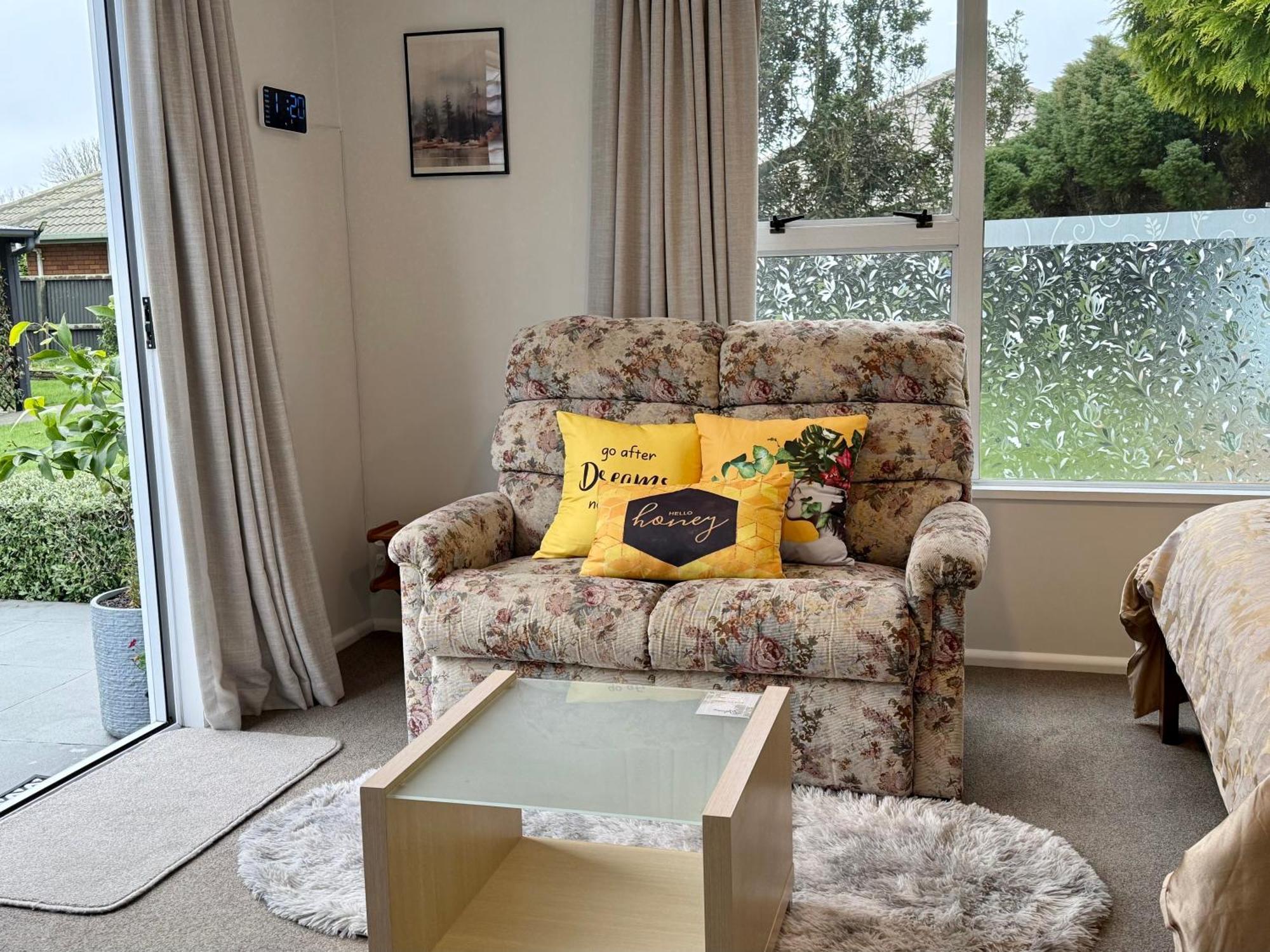 Cozy And Sunny Room Near City To Seapath Christchurch Buitenkant foto