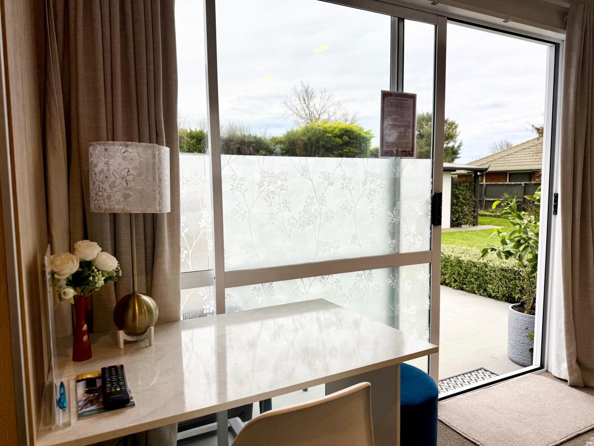Cozy And Sunny Room Near City To Seapath Christchurch Buitenkant foto
